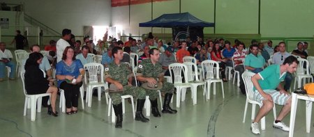 Houve expressiva participação de produtores rurais do município e de representantes de segmentos sociais e do meio ambiente.